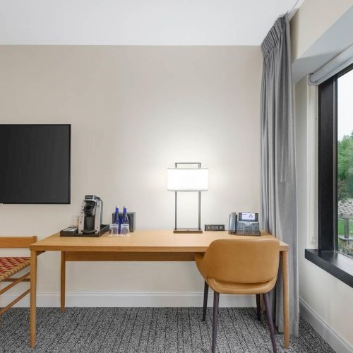 Guestroom work desk