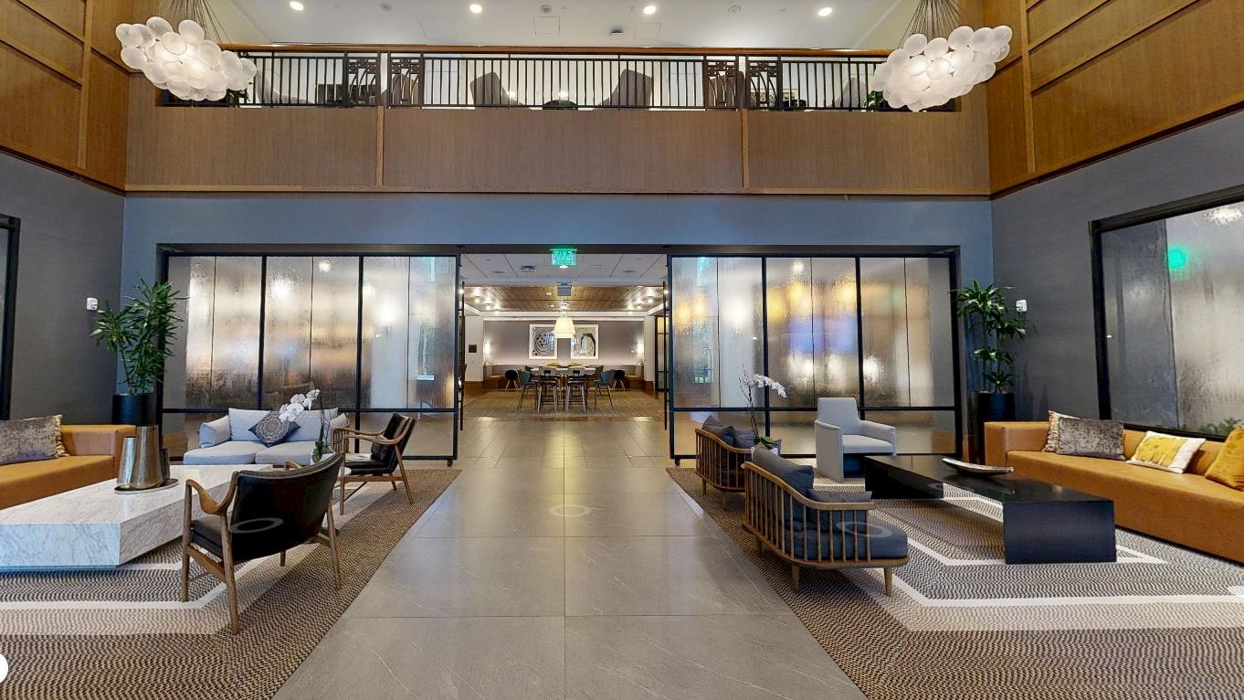 Lobby lounge