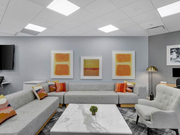 Lounge seating area
