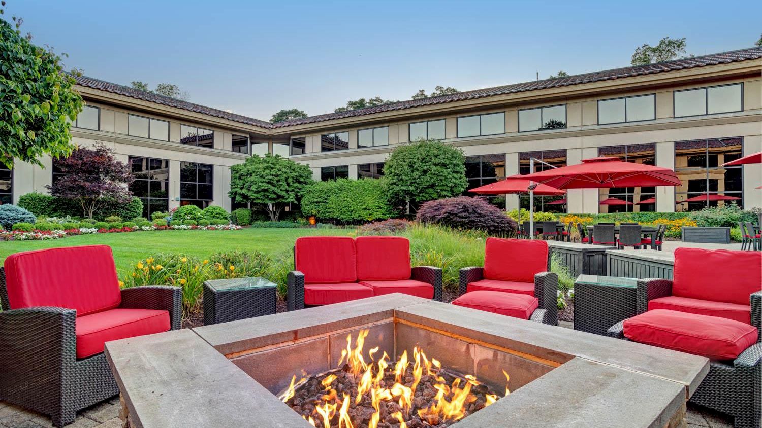 Courtyard fire pit
